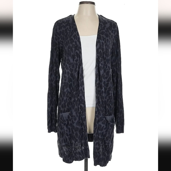 Style & Co Plus Size Animal Print Cardigan - 1X - Picture 8 of 11